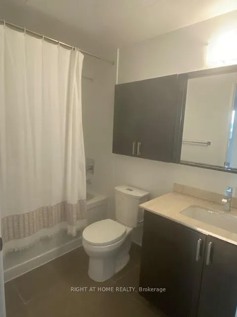 Photo 20 of Unit LPH3-05, 7171 Yonge Street, Markham, Thornhill — HOMEH