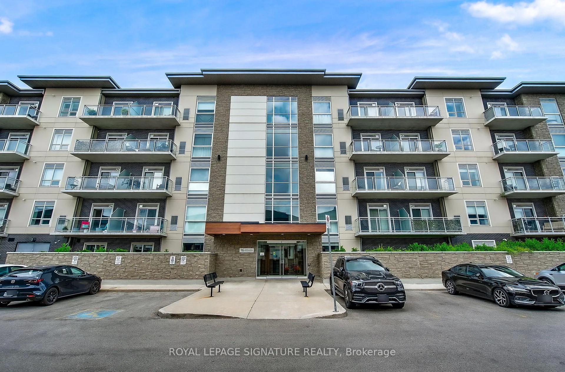 Photo 2 of Unit 412, 16 Markle Crescent, Hamilton, Ancaster — HOMEH