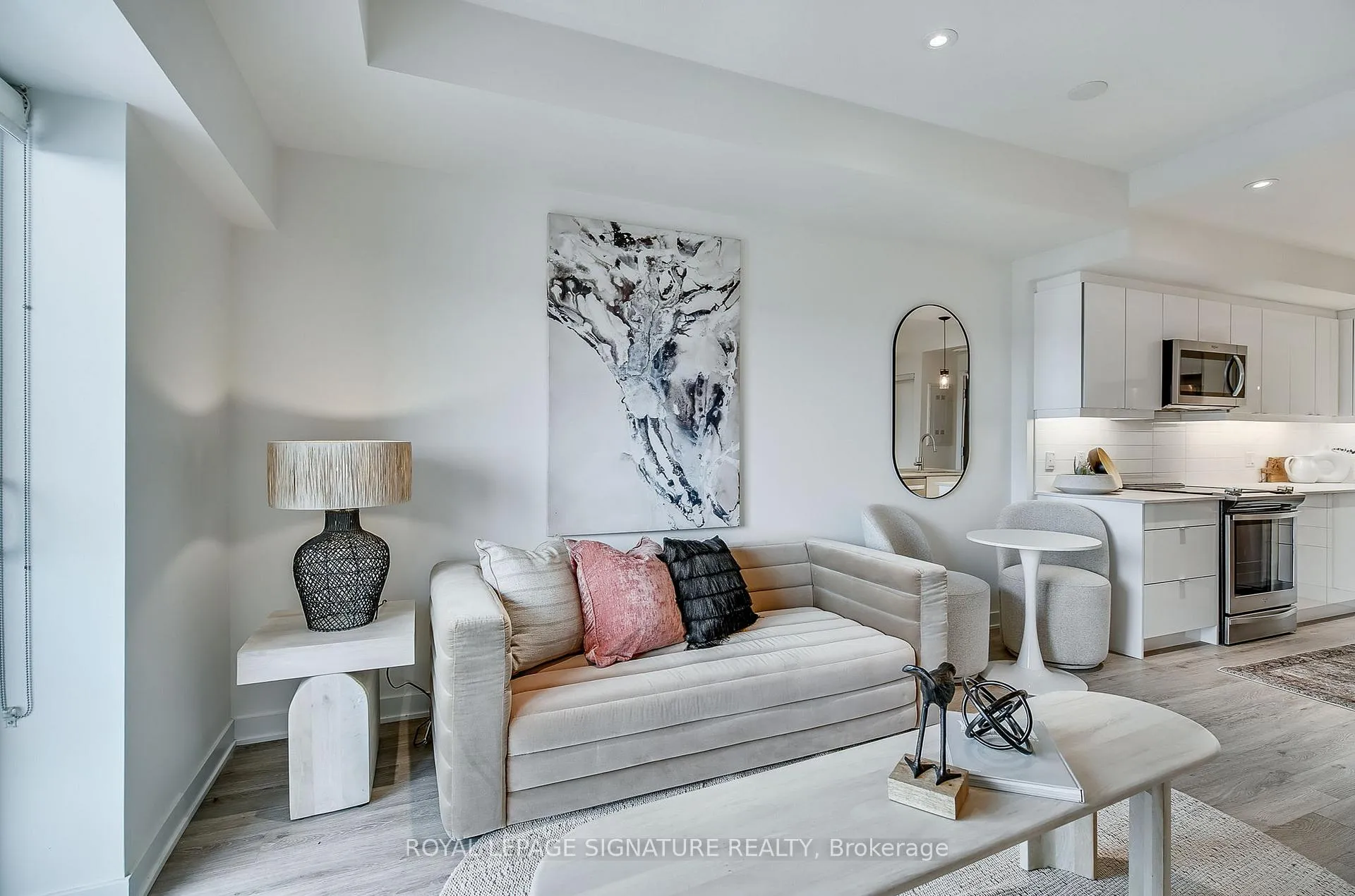 Photo 12 of Unit 412, 16 Markle Crescent, Hamilton, Ancaster — HOMEH