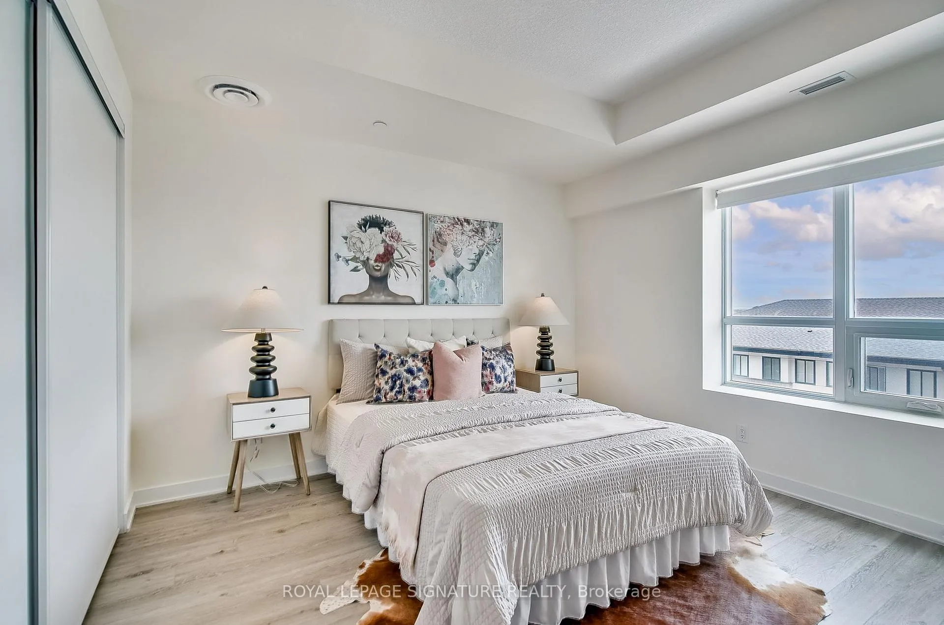 Photo 16 of Unit 412, 16 Markle Crescent, Hamilton, Ancaster — HOMEH