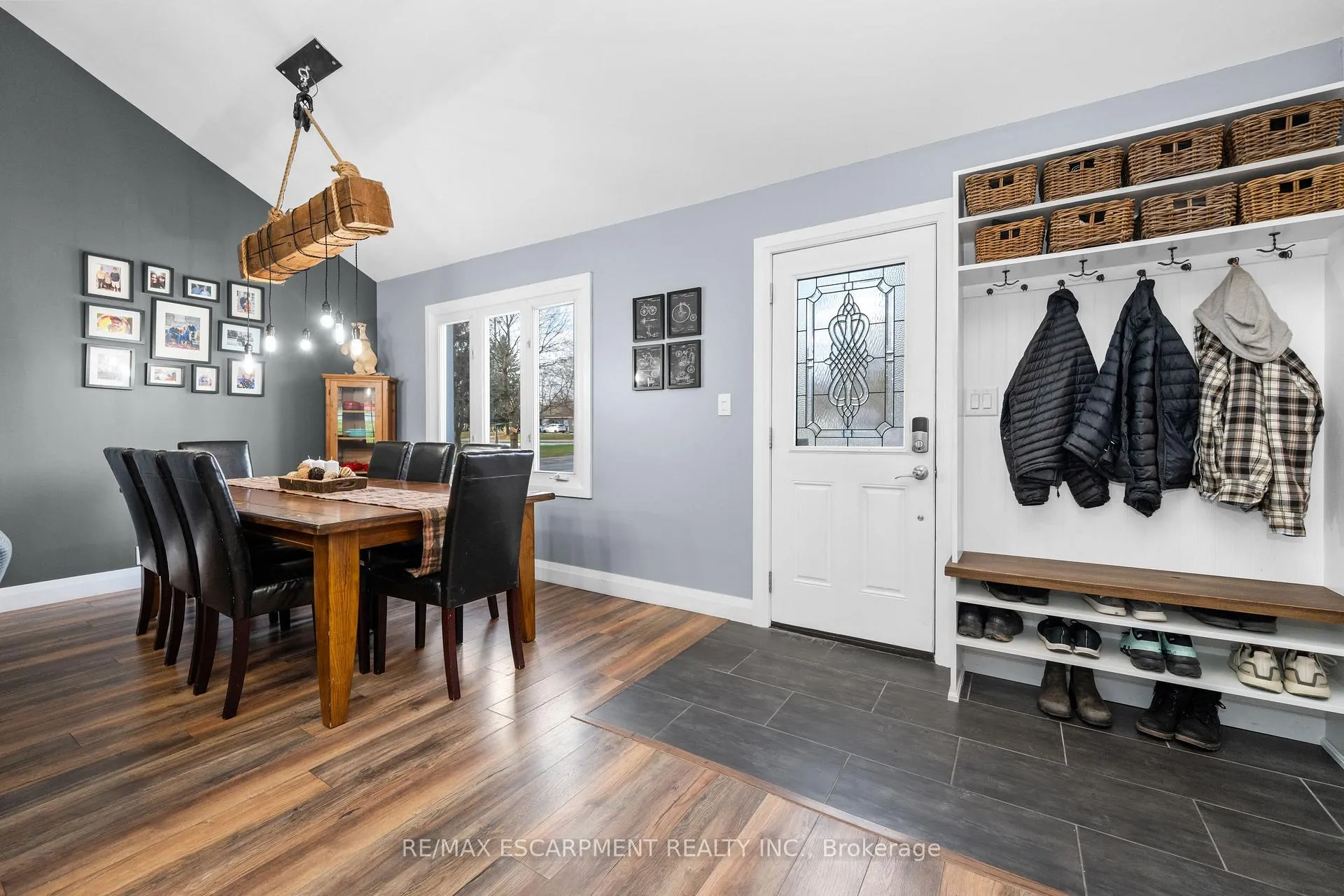 Photo 4 of 2118 Governors Road, Hamilton, Ancaster — HOMEH