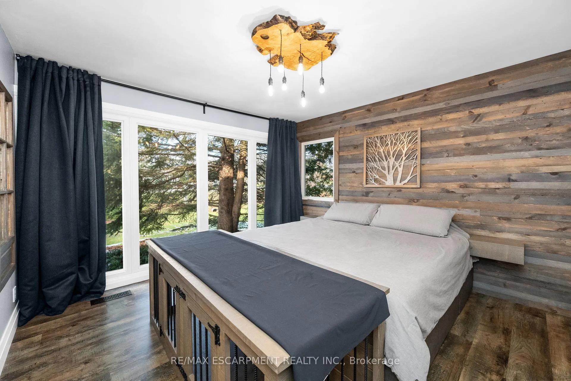 Photo 15 of 2118 Governors Road, Hamilton, Ancaster — HOMEH