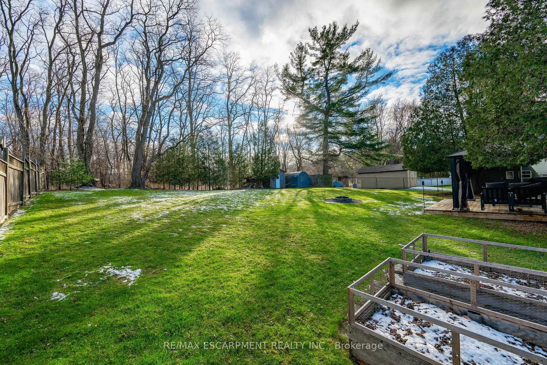 Photo 29 of 2118 Governors Road, Hamilton, Ancaster — HOMEH