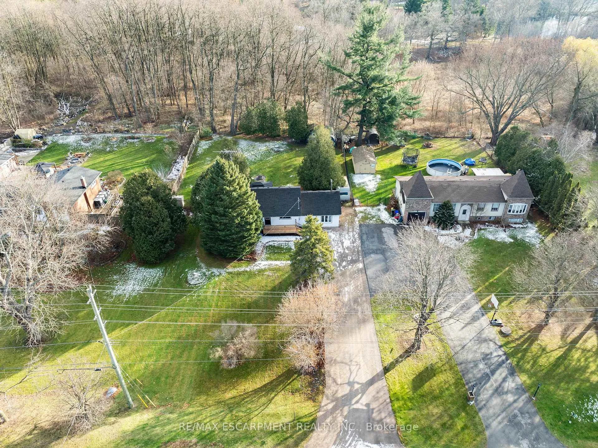 Photo 35 of 2118 Governors Road, Hamilton, Ancaster — HOMEH