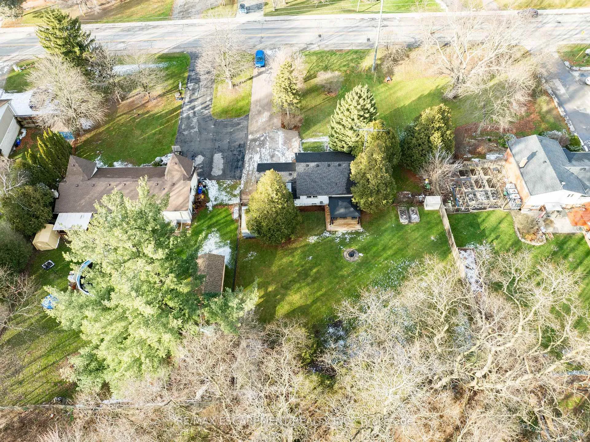 Photo 37 of 2118 Governors Road, Hamilton, Ancaster — HOMEH