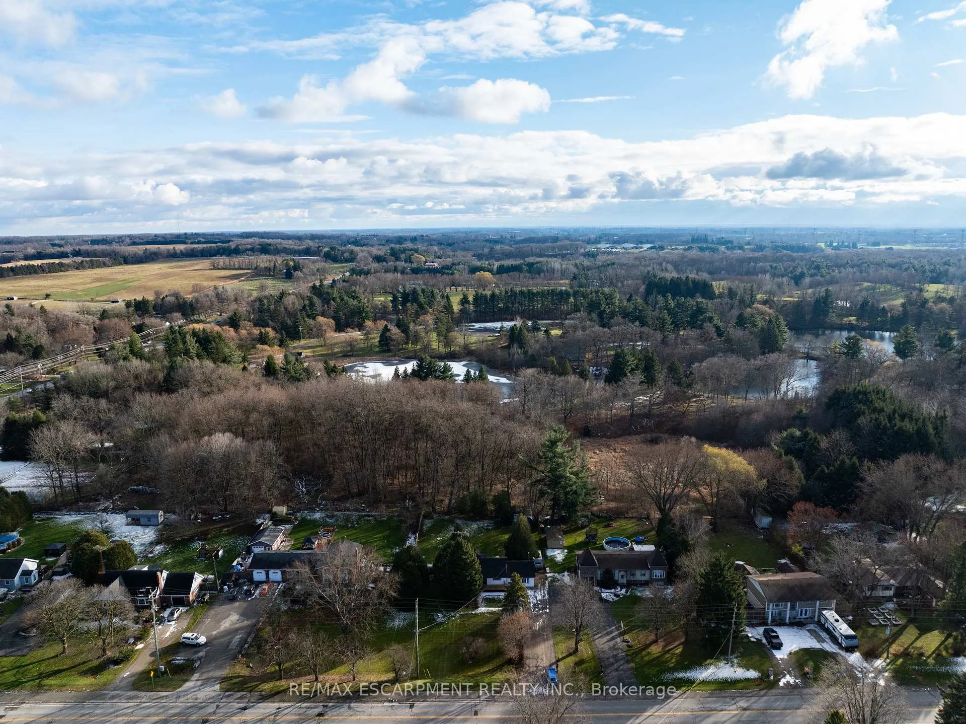 Photo 38 of 2118 Governors Road, Hamilton, Ancaster — HOMEH