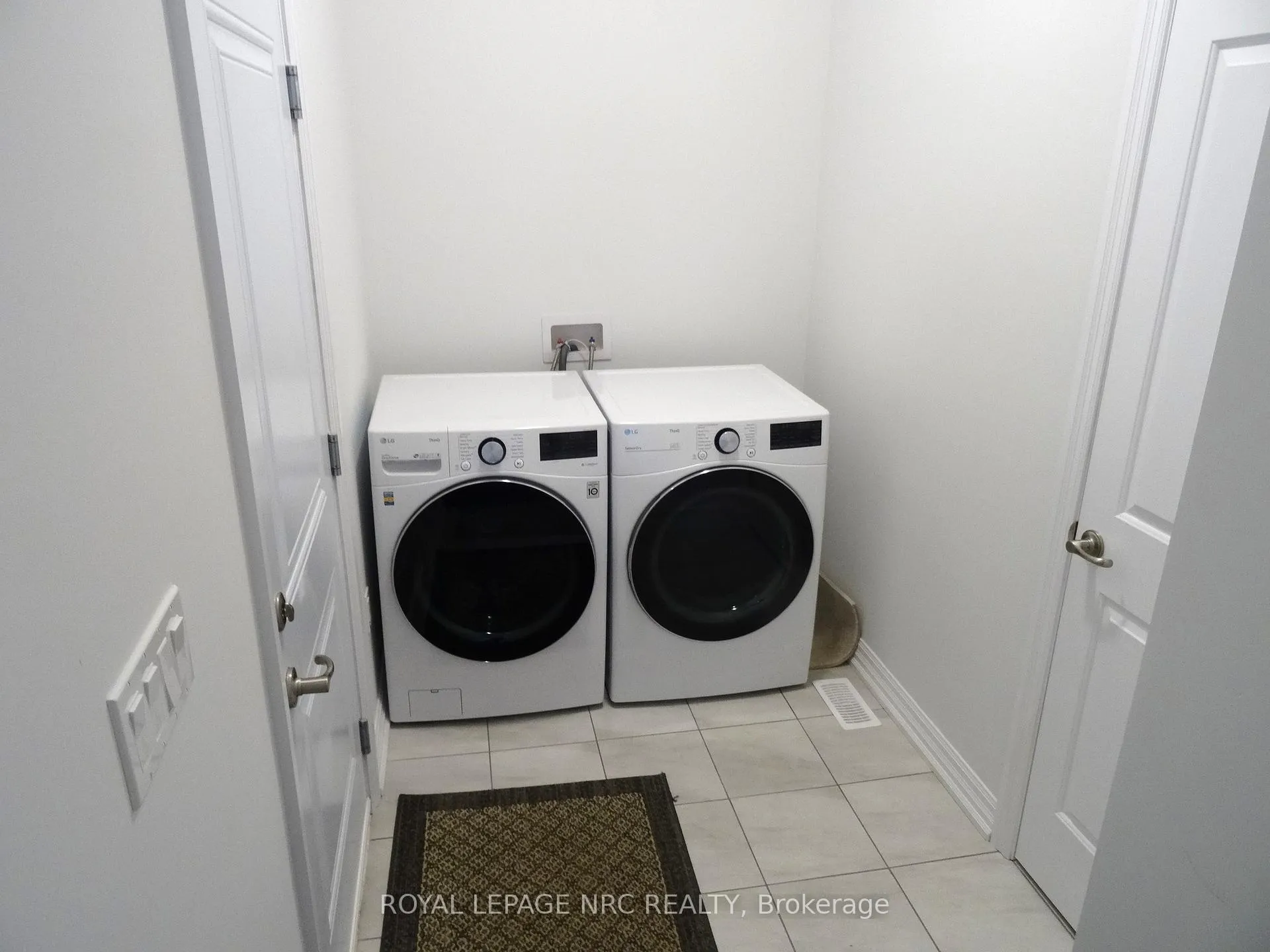 Photo 8 of Unit 1, 4311 Mann Street, Niagara Falls, Lyons Creek — HOMEH