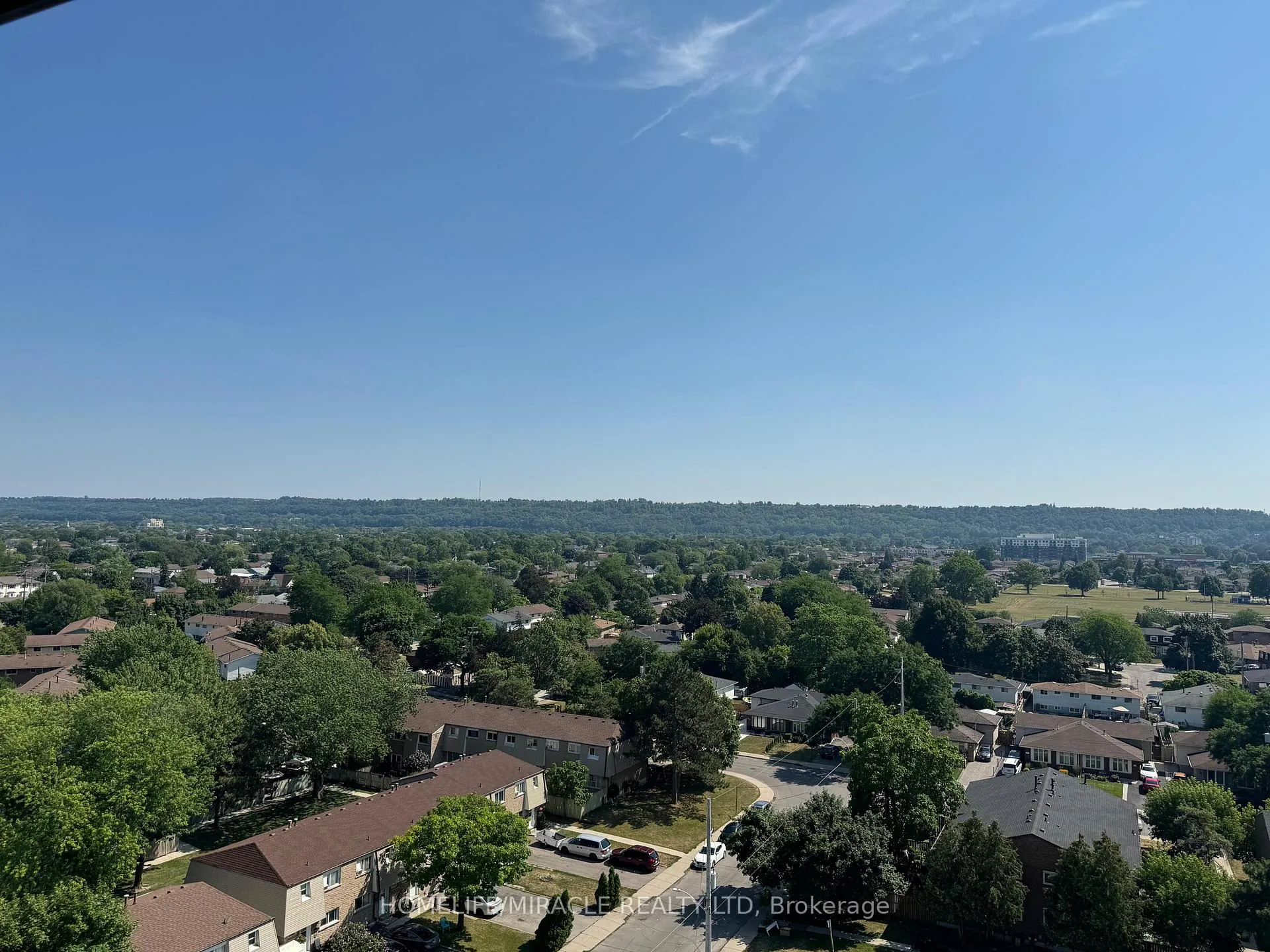 Photo 13 of Unit 918, 2782 Barton Street E, Hamilton, Riverdale — HOMEH