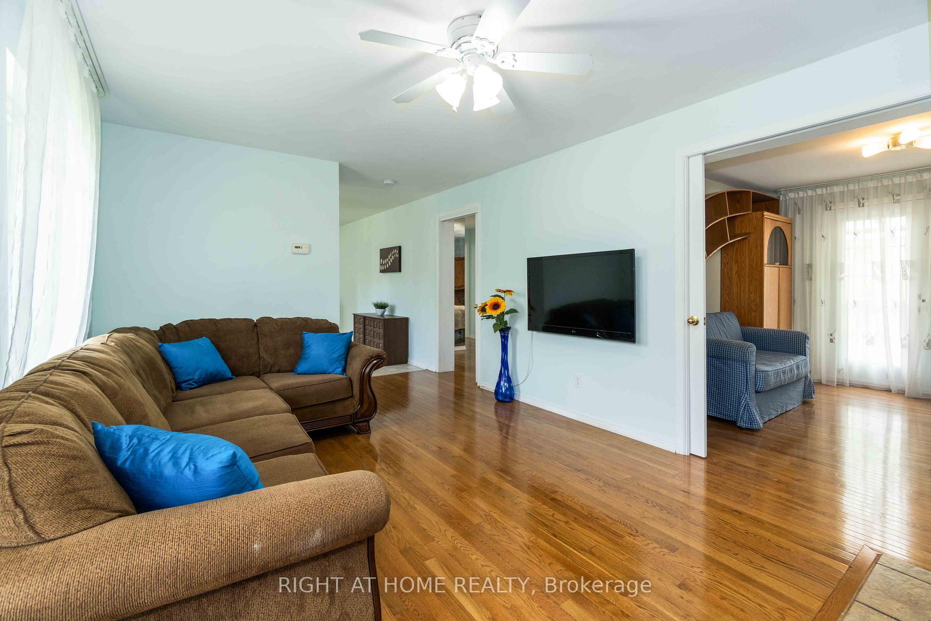 Photo 9 of 104 & 110 Highview Drive, Ottawa, Constance Bay — HOMEH
