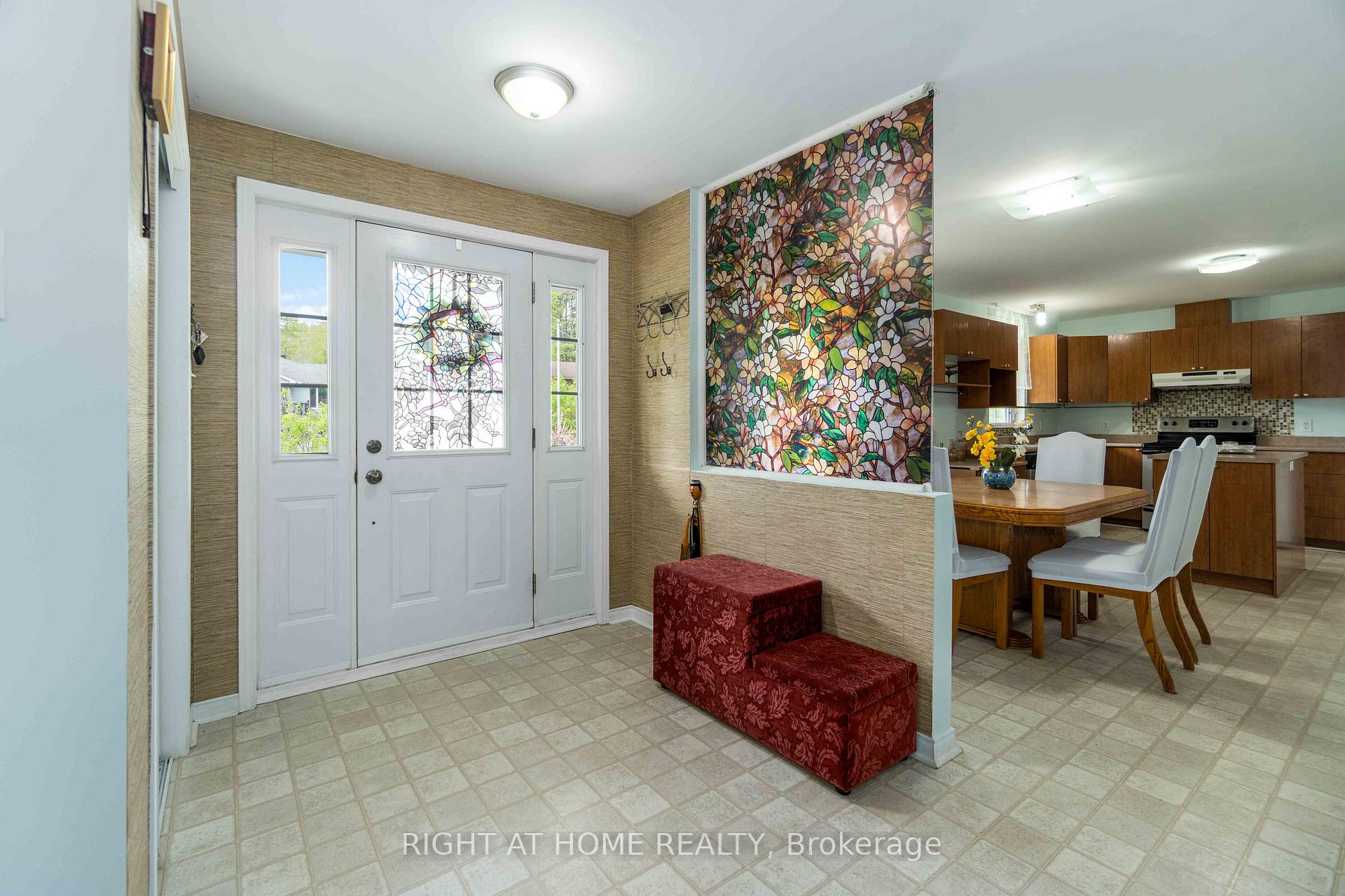 Photo 11 of 104 & 110 Highview Drive, Ottawa, Constance Bay — HOMEH