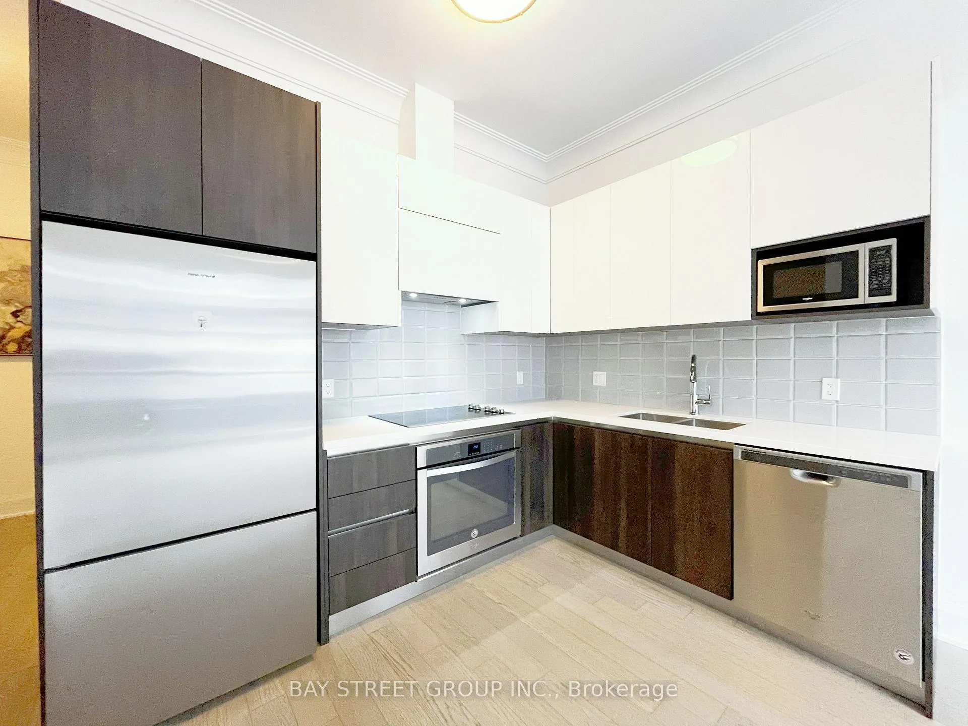 Photo 7 of Unit 201, 25 Water Walk Drive, Markham, Unionville — HOMEH