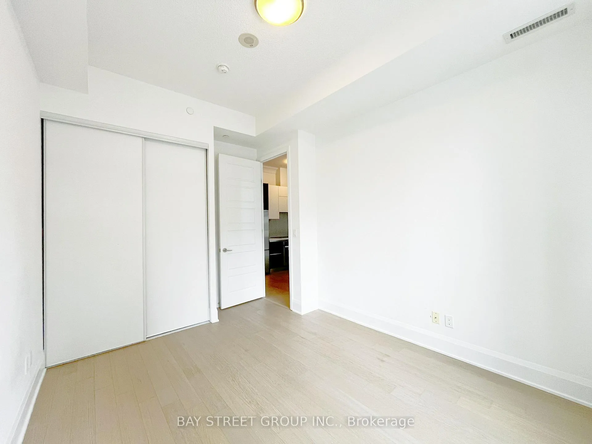 Photo 13 of Unit 201, 25 Water Walk Drive, Markham, Unionville — HOMEH