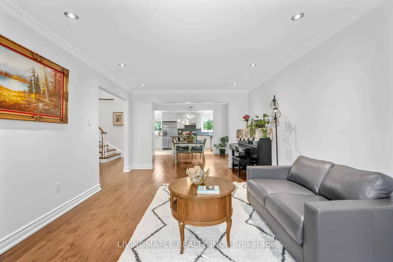 Photo 9 of 110 Fincham Avenue, Markham, Markham Village — HOMEH