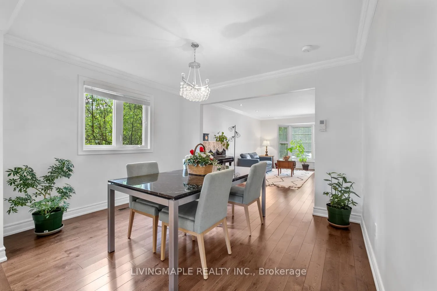 Photo 15 of 110 Fincham Avenue, Markham, Markham Village — HOMEH