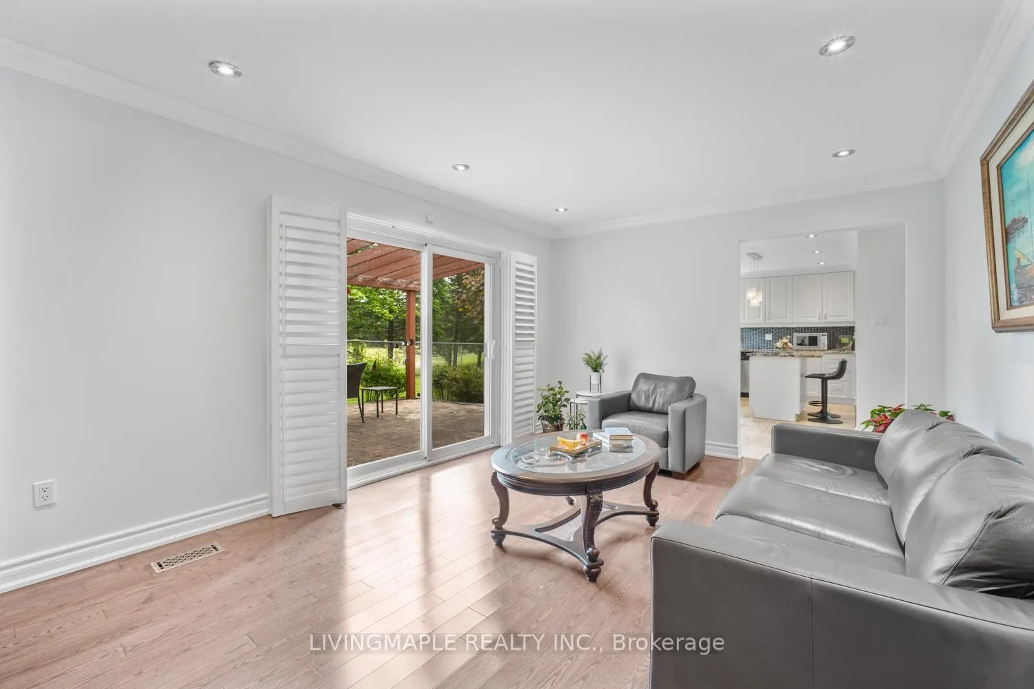 Photo 18 of 110 Fincham Avenue, Markham, Markham Village — HOMEH