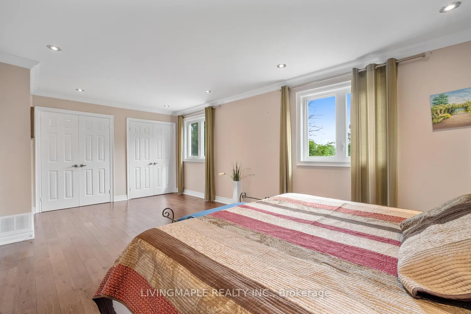 Photo 28 of 110 Fincham Avenue, Markham, Markham Village — HOMEH