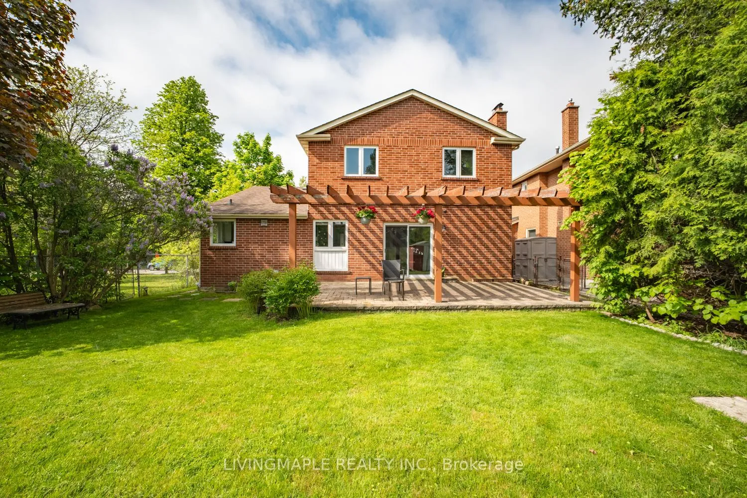 Photo 39 of 110 Fincham Avenue, Markham, Markham Village — HOMEH