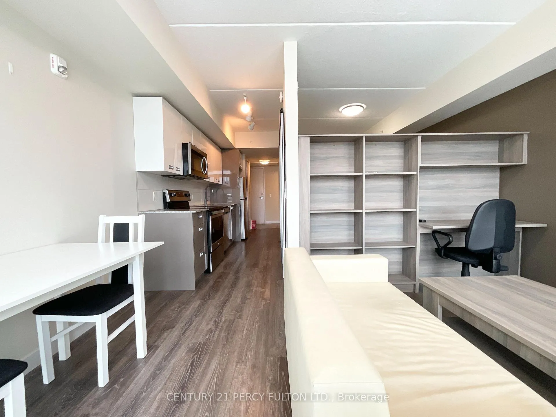 Photo 7 of Unit 302, 257 Hemlock Street, Waterloo, Beechwood/University — HOMEH