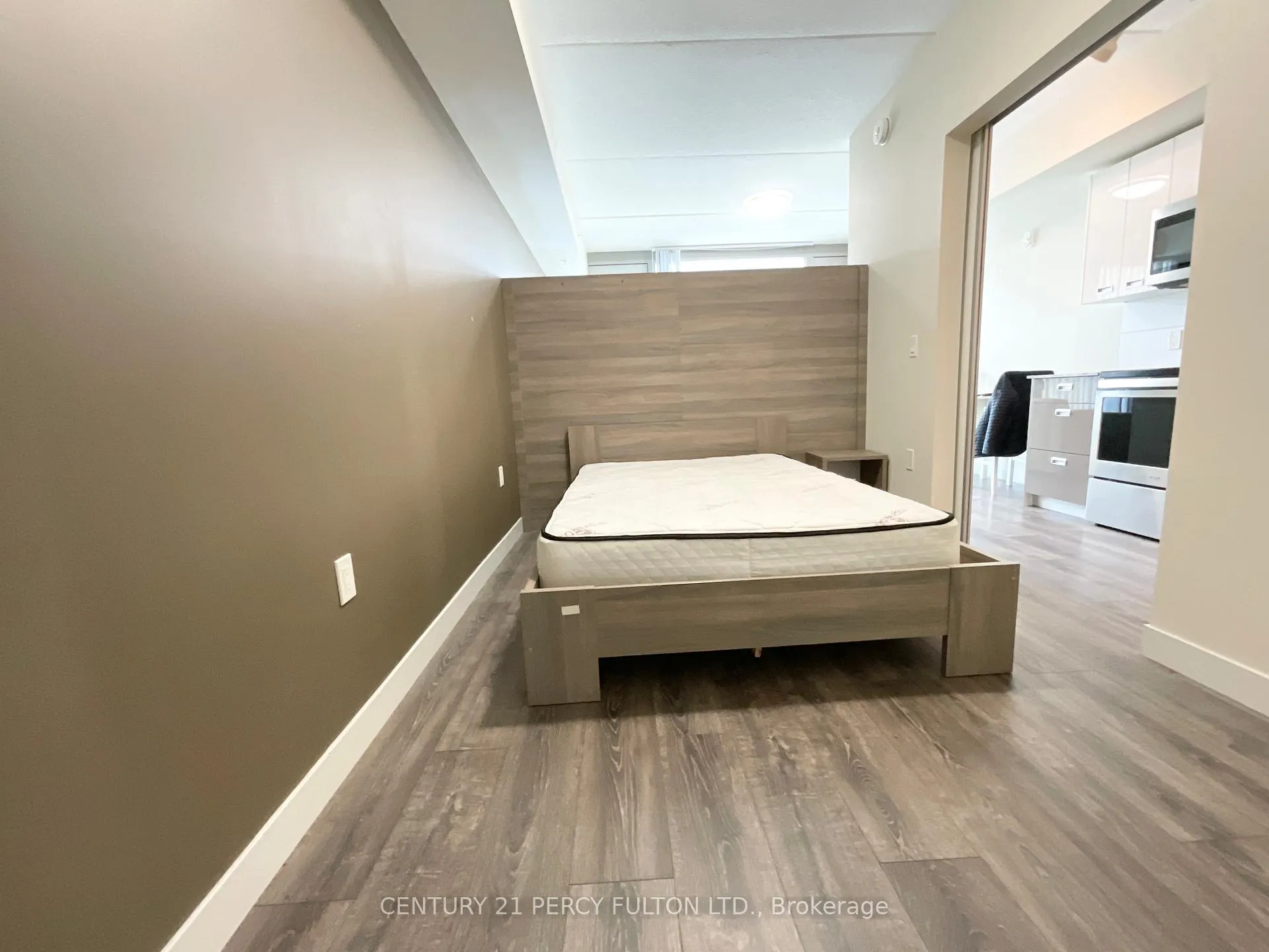 Photo 15 of Unit 302, 257 Hemlock Street, Waterloo, Beechwood/University — HOMEH