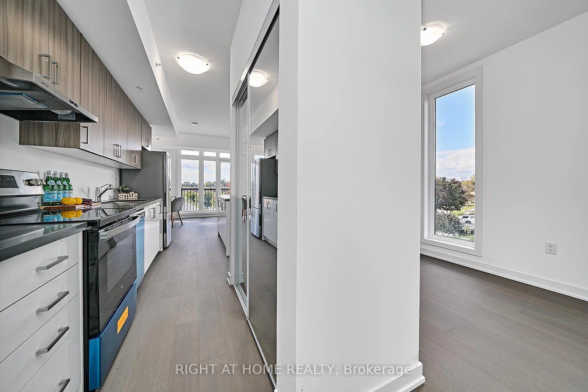 Photo 2 of Unit unit 34, 188 Angus Drive, Ajax, Central — HOMEH