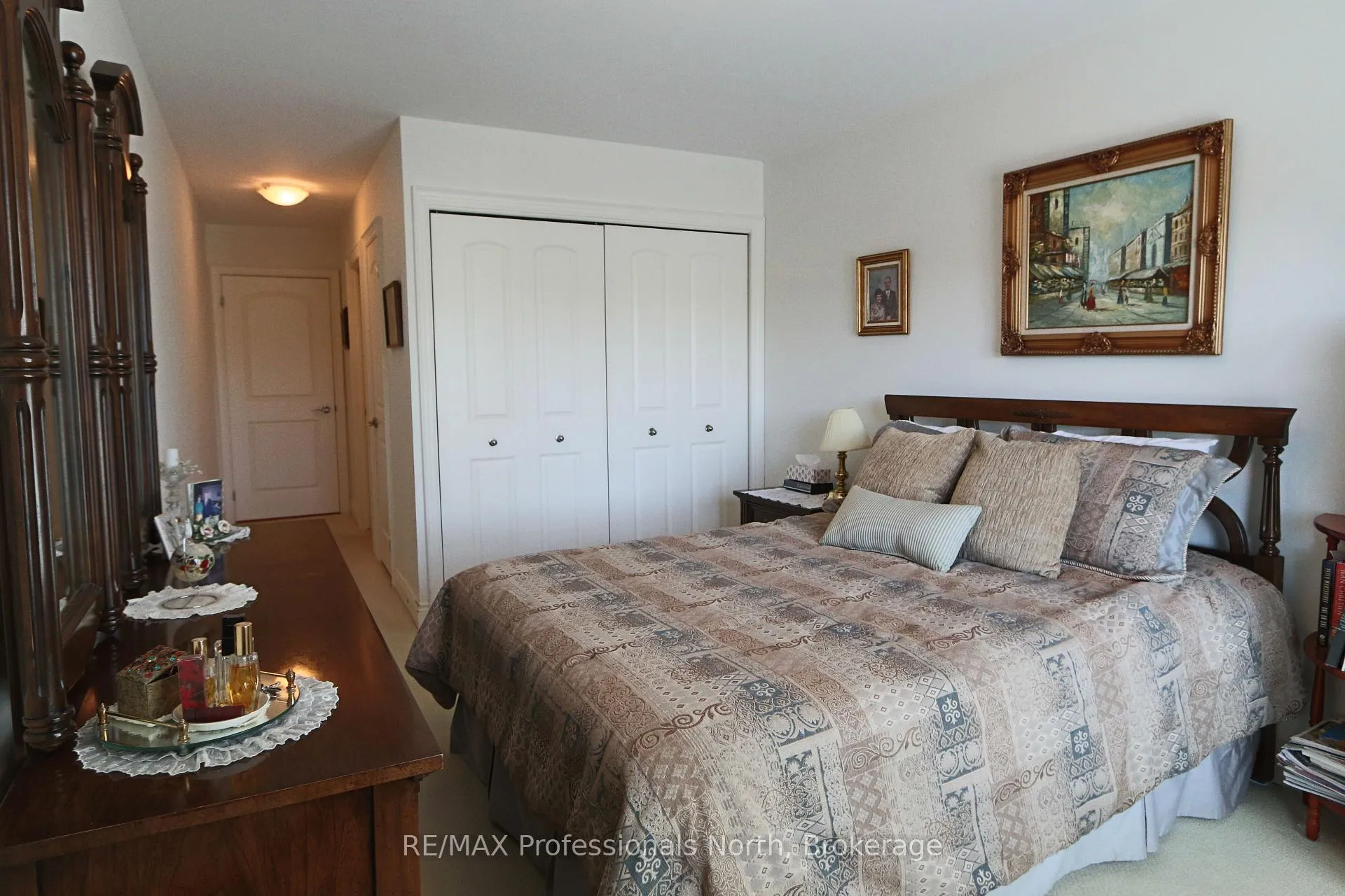 Photo 18 of Unit 304, 10A Kimberley Avenue, Bracebridge, Macaulay — HOMEH