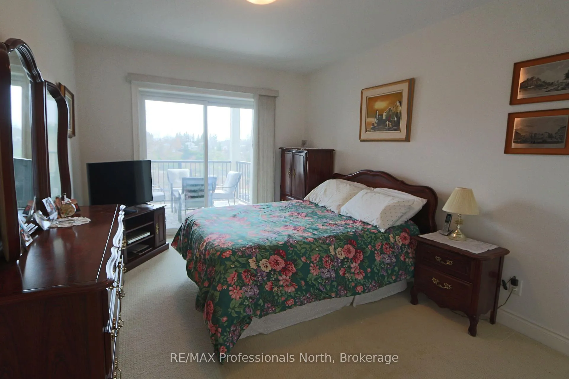 Photo 21 of Unit 304, 10A Kimberley Avenue, Bracebridge, Macaulay — HOMEH