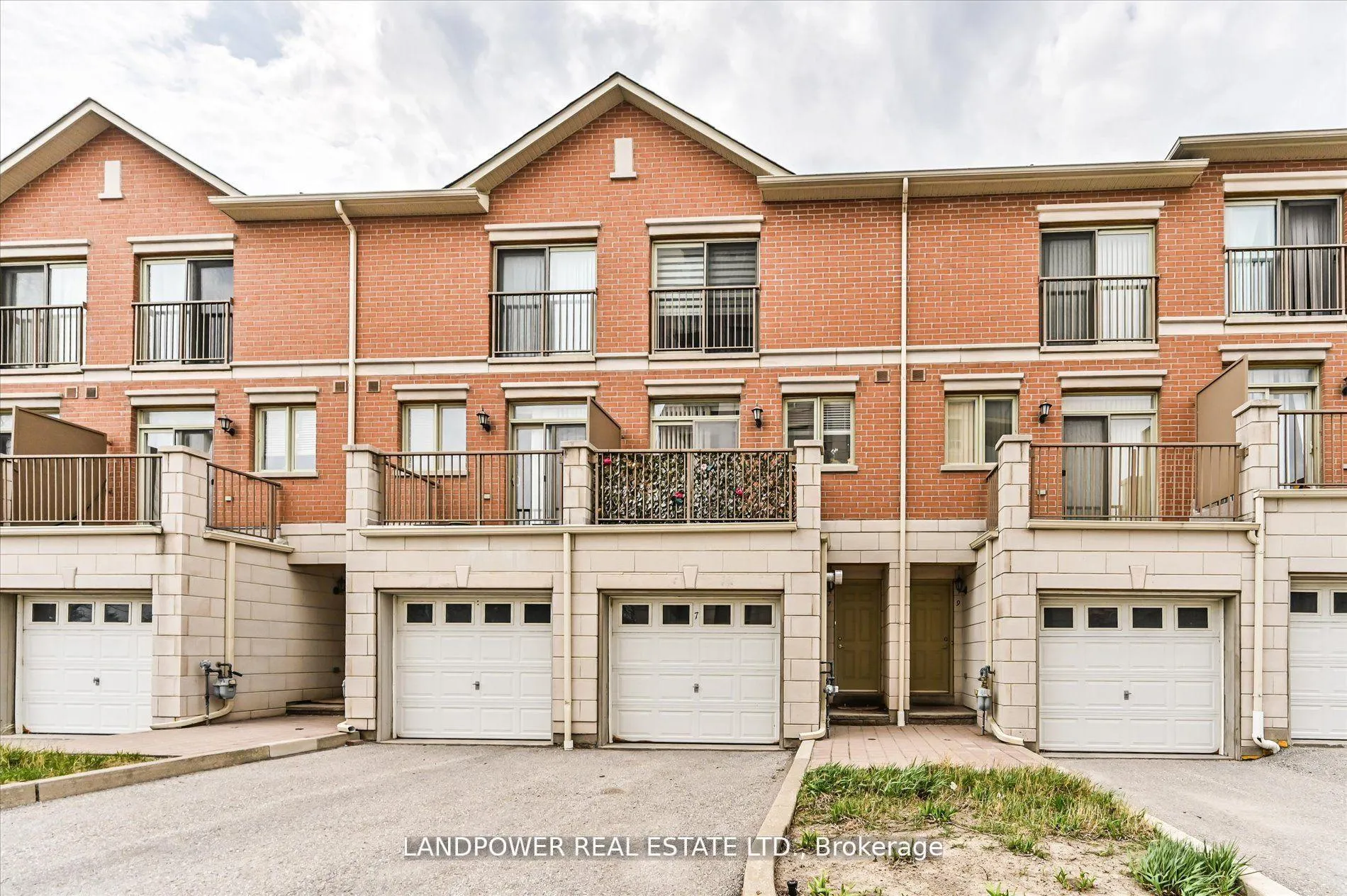Photo 24 of 7 Saddlecreek Drive, Markham, Commerce Valley — HOMEH
