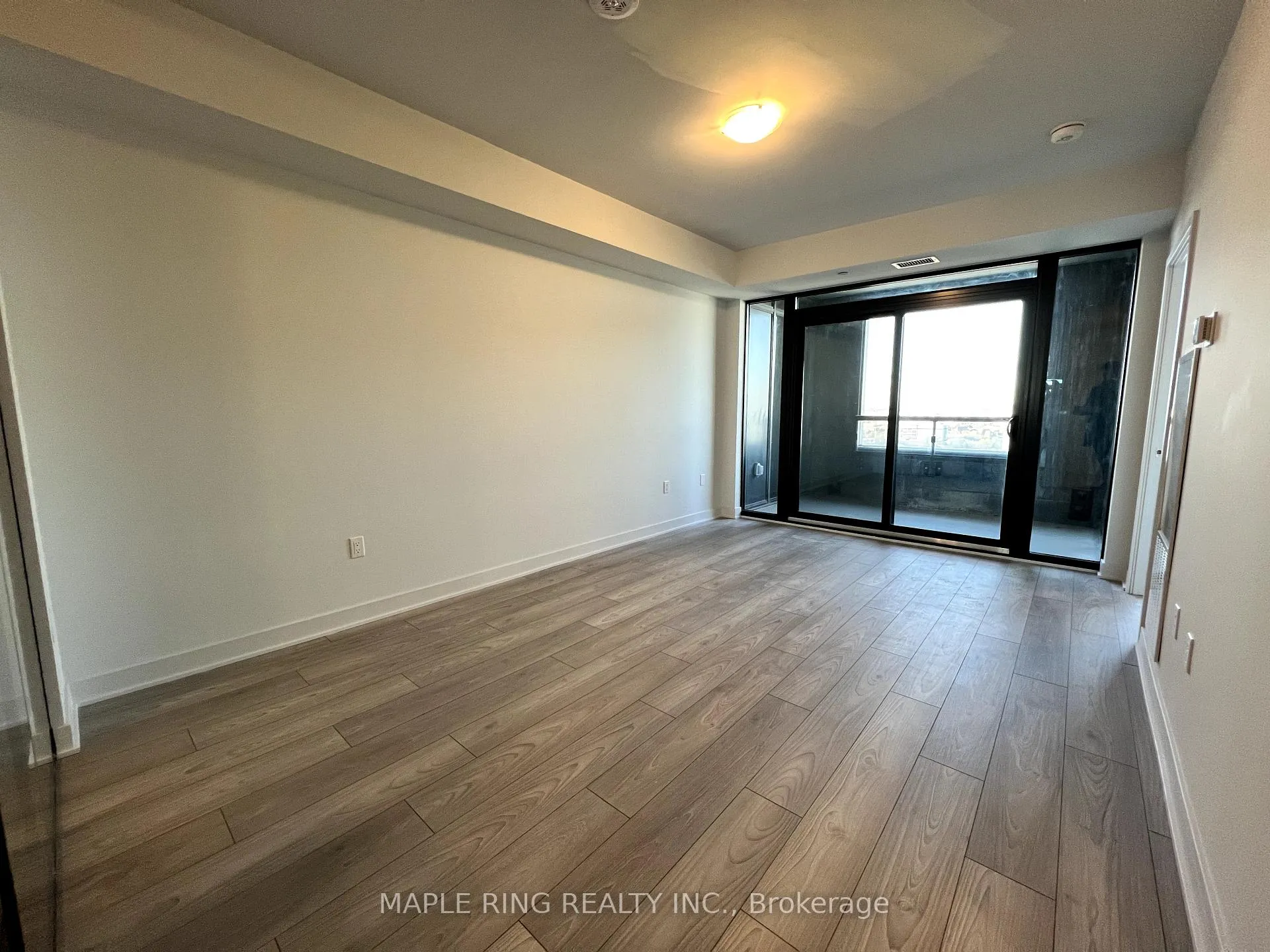 Photo 5 of Unit 1303, 2920 Highway 7 Road, Vaughan, Concord — HOMEH