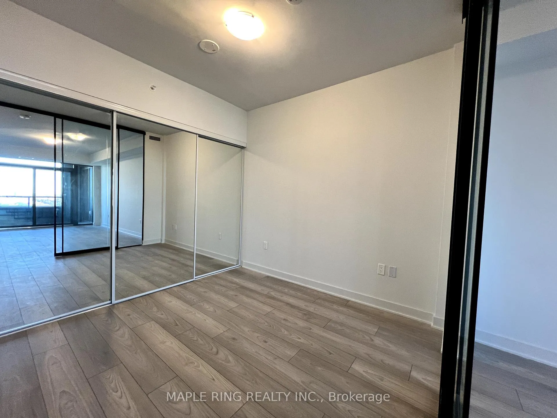 Photo 6 of Unit 1303, 2920 Highway 7 Road, Vaughan, Concord — HOMEH