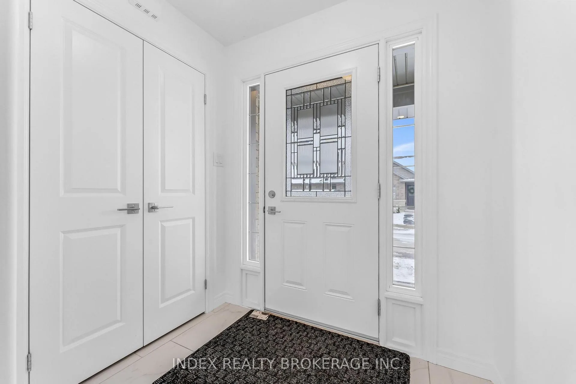 Photo 5 of Unit 6, 29 Schuyler Street, Brant, Paris — HOMEH