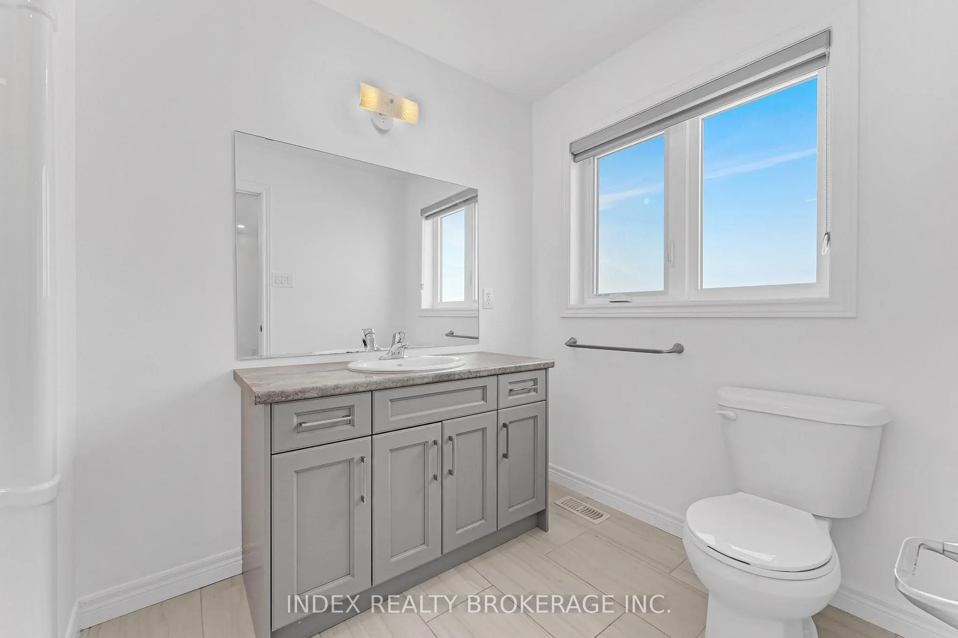 Photo 16 of Unit 6, 29 Schuyler Street, Brant, Paris — HOMEH