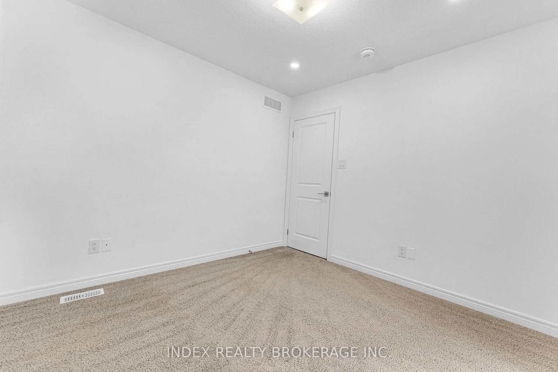 Photo 20 of Unit 6, 29 Schuyler Street, Brant, Paris — HOMEH