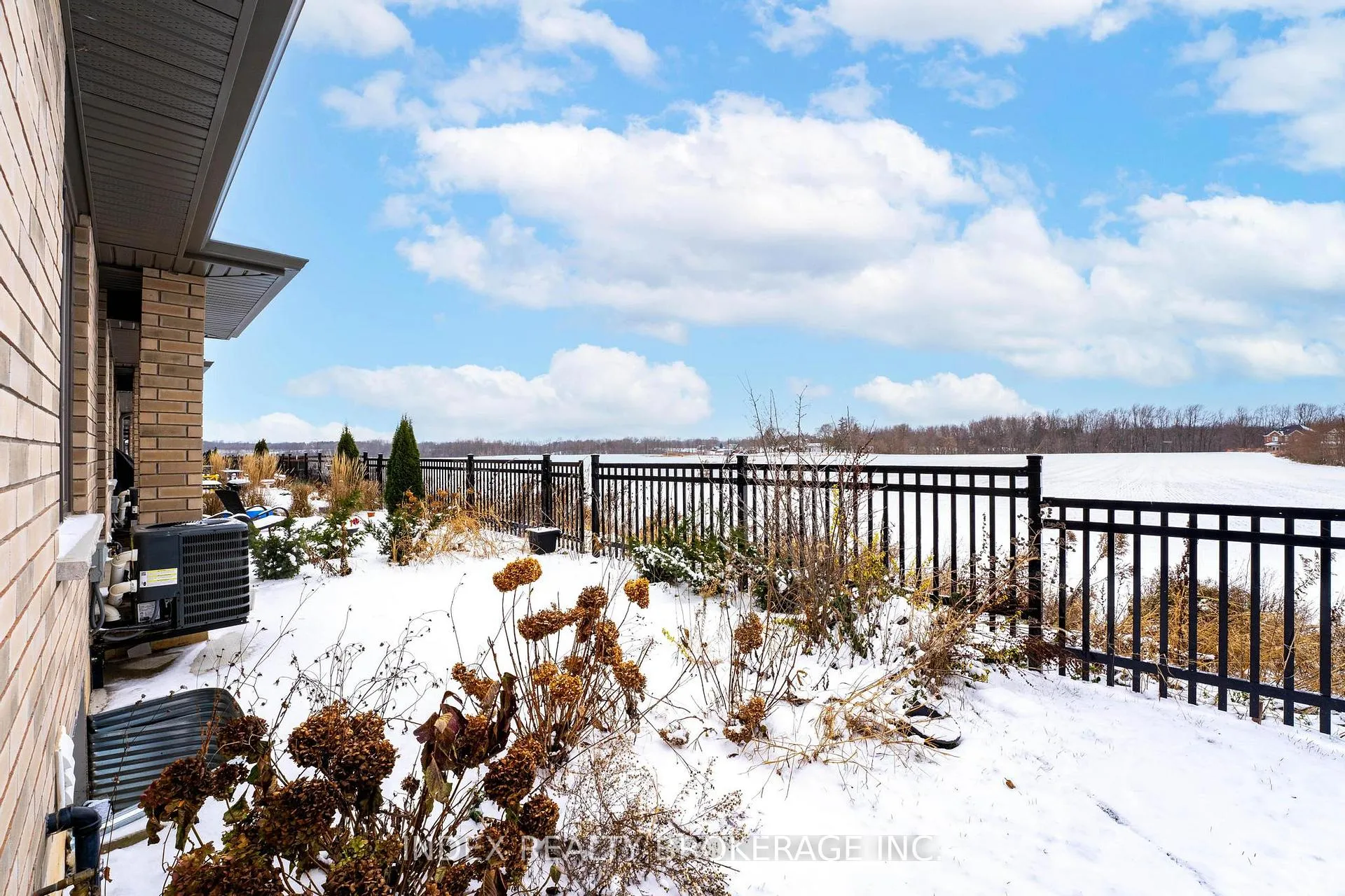 Photo 26 of Unit 6, 29 Schuyler Street, Brant, Paris — HOMEH