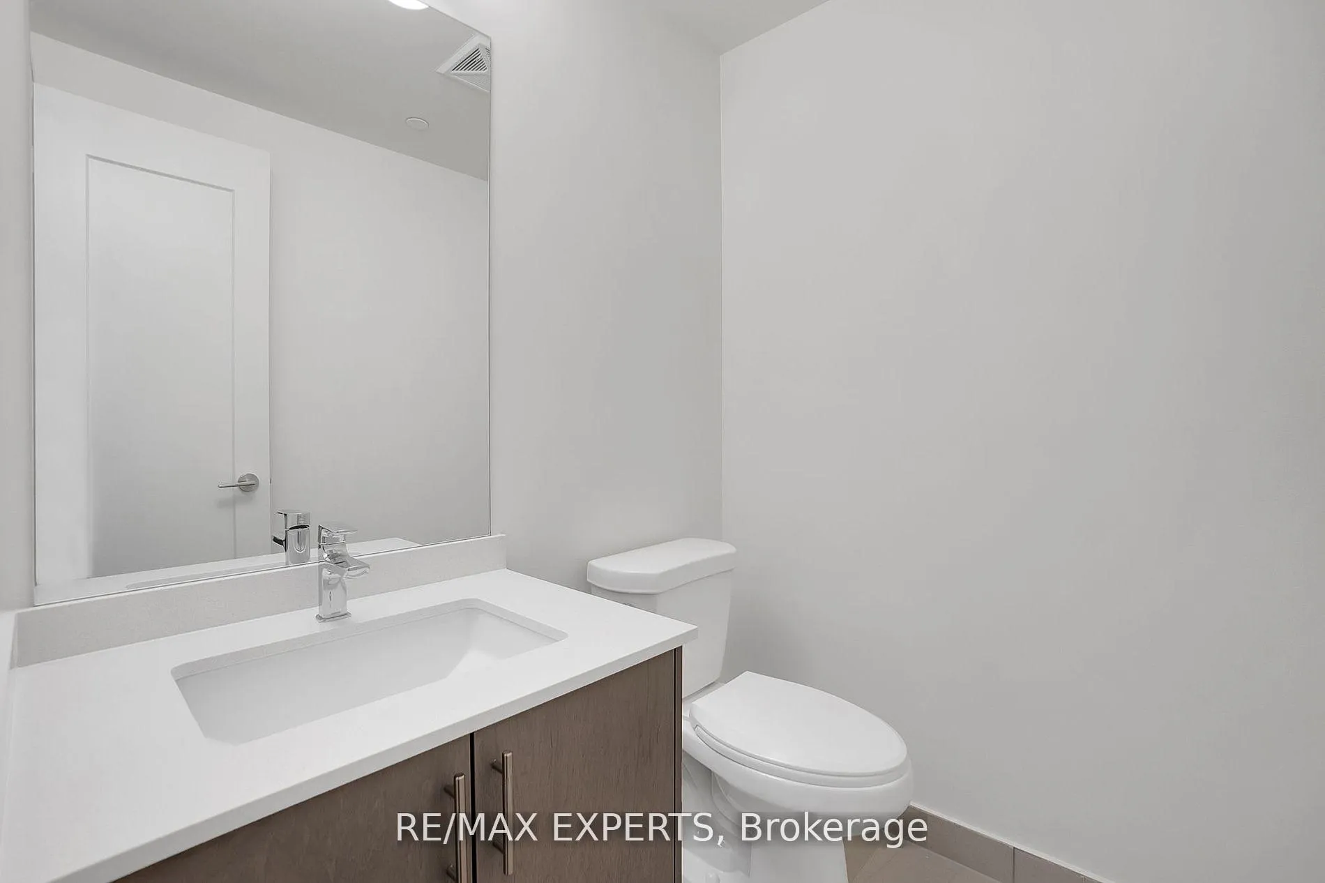 Photo 13 of Unit 806, 8960 Jane Street, Vaughan, Vellore Village — HOMEH