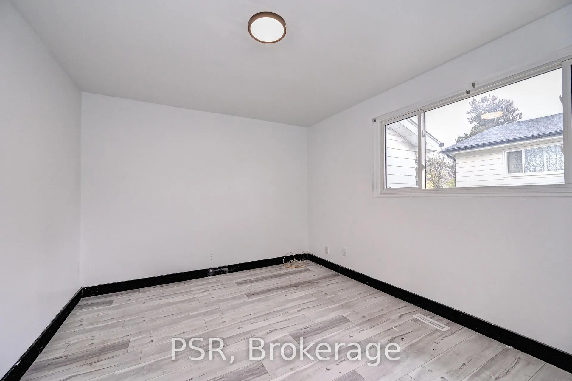 Photo 13 of Unit C, 522 Sunnydale Place, Waterloo — HOMEH