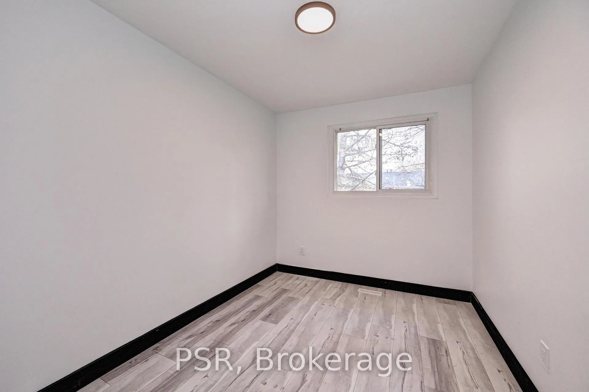 Photo 17 of Unit C, 522 Sunnydale Place, Waterloo — HOMEH