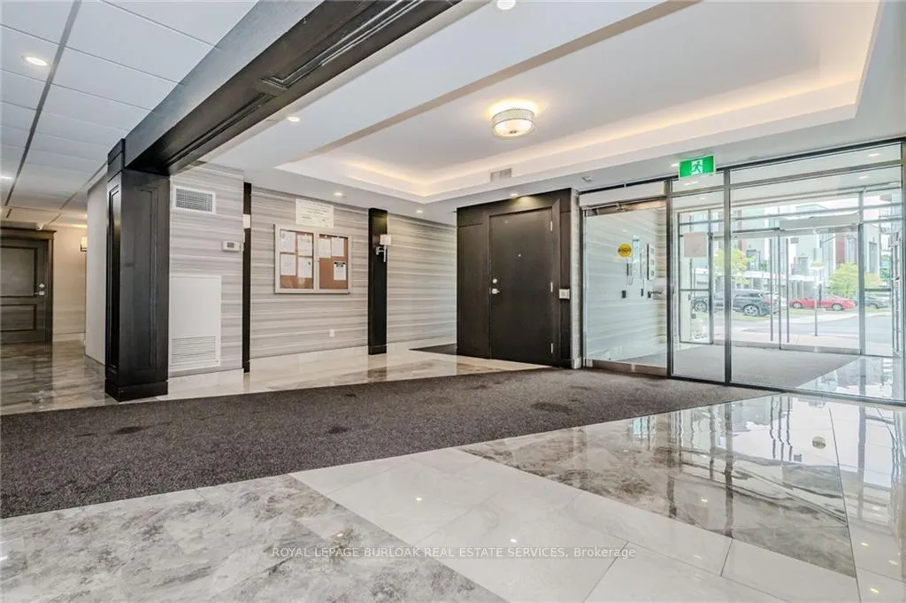 Photo 4 of Unit 101, 101 Shoreview Place, Hamilton, Lakeshore — HOMEH