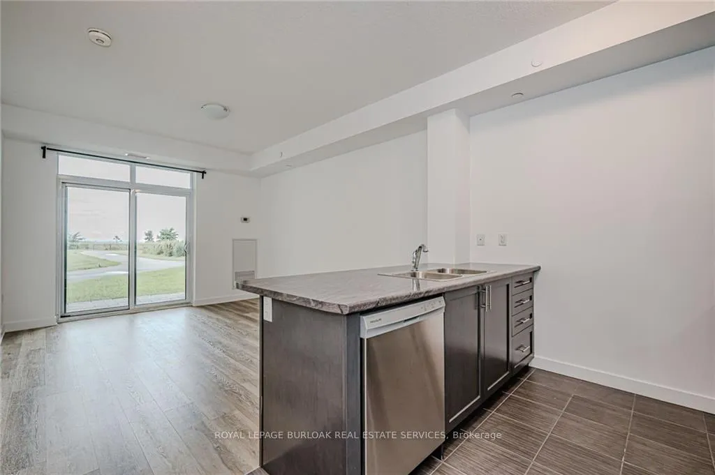 Photo 9 of Unit 101, 101 Shoreview Place, Hamilton, Lakeshore — HOMEH