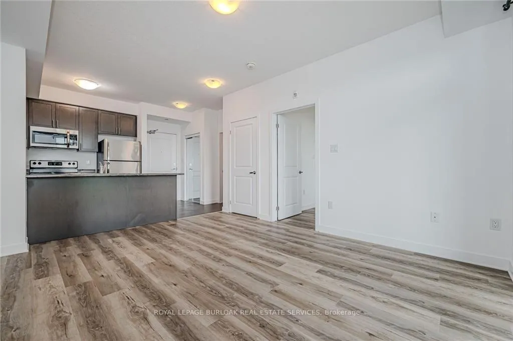Photo 14 of Unit 101, 101 Shoreview Place, Hamilton, Lakeshore — HOMEH
