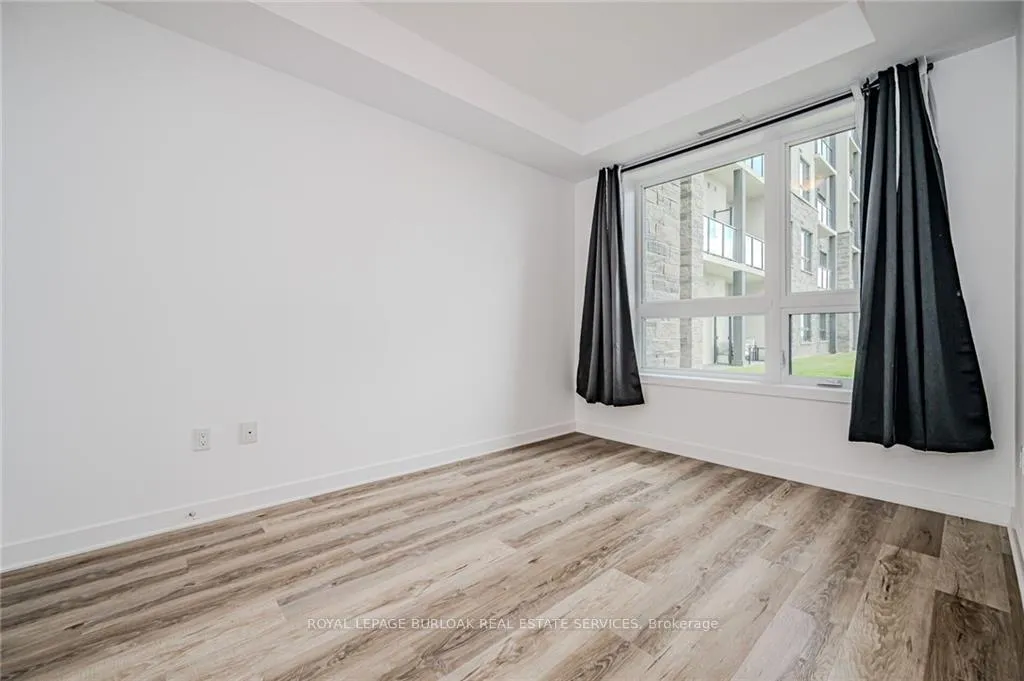 Photo 15 of Unit 101, 101 Shoreview Place, Hamilton, Lakeshore — HOMEH