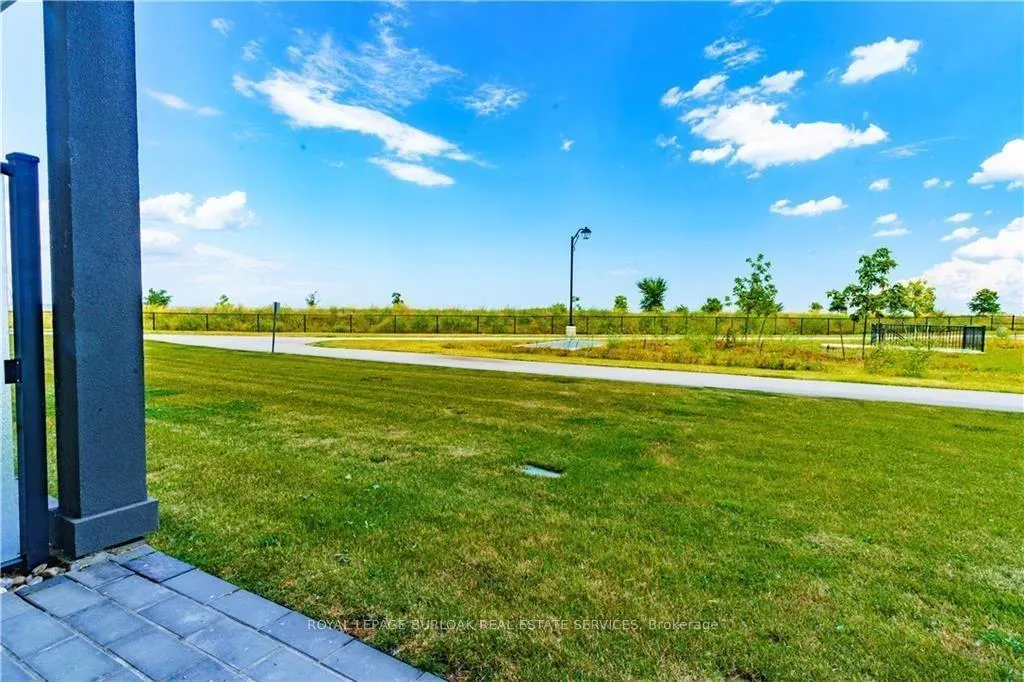 Photo 28 of Unit 101, 101 Shoreview Place, Hamilton, Lakeshore — HOMEH