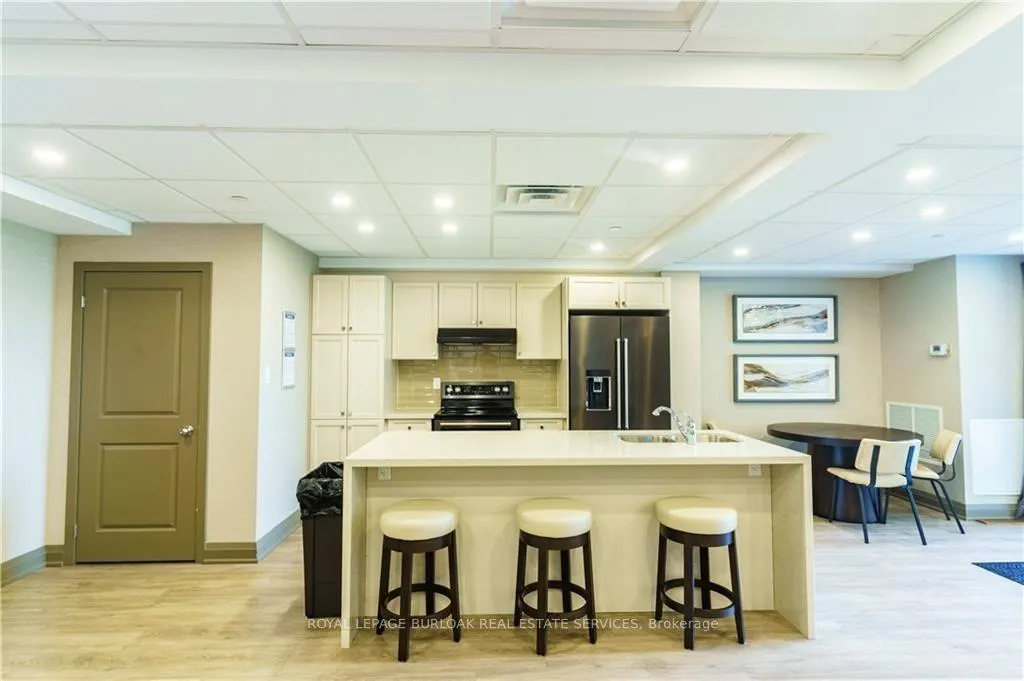 Photo 31 of Unit 101, 101 Shoreview Place, Hamilton, Lakeshore — HOMEH