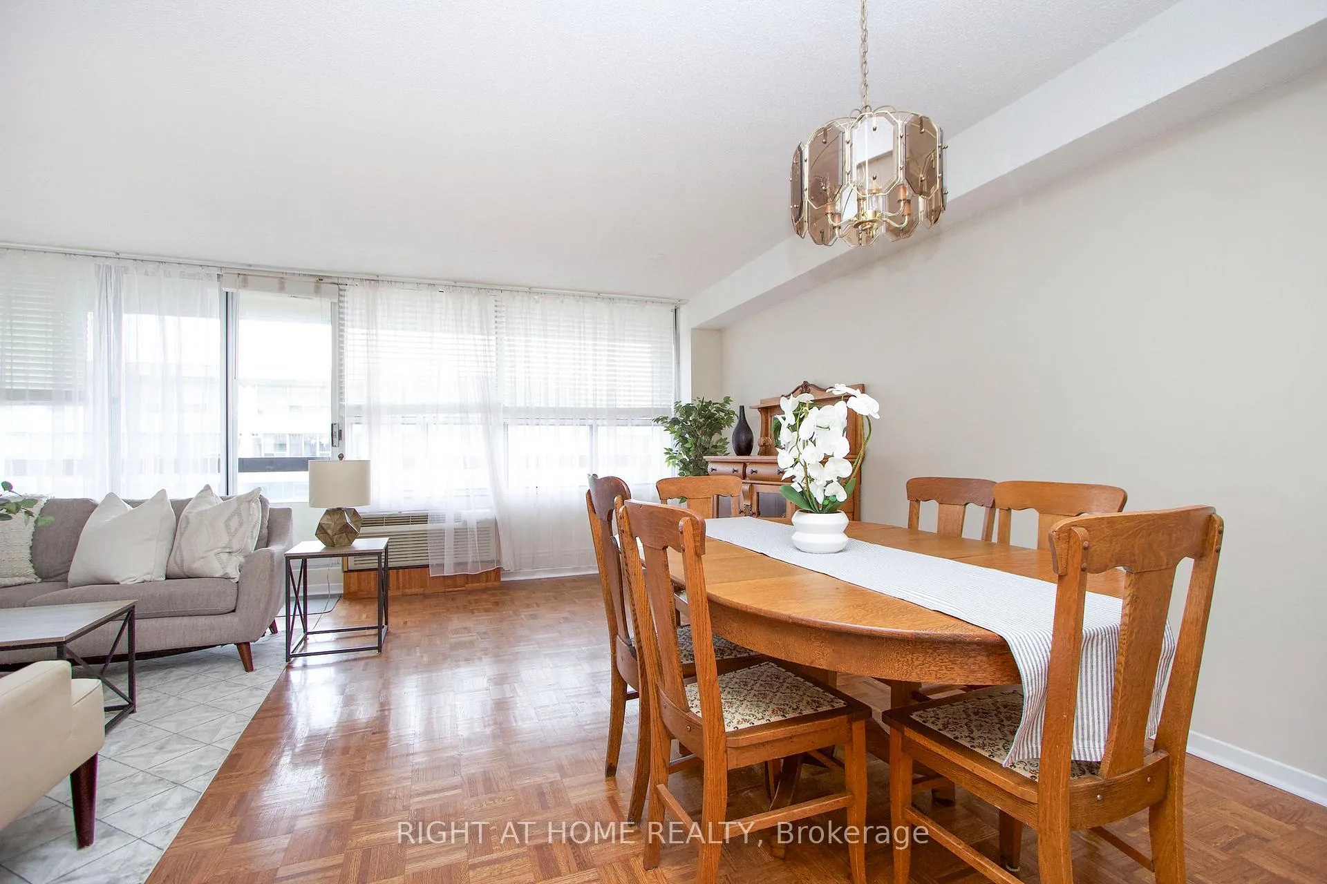 Photo 7 of Unit 614, 55 William Street E, Oshawa, O'Neill — HOMEH
