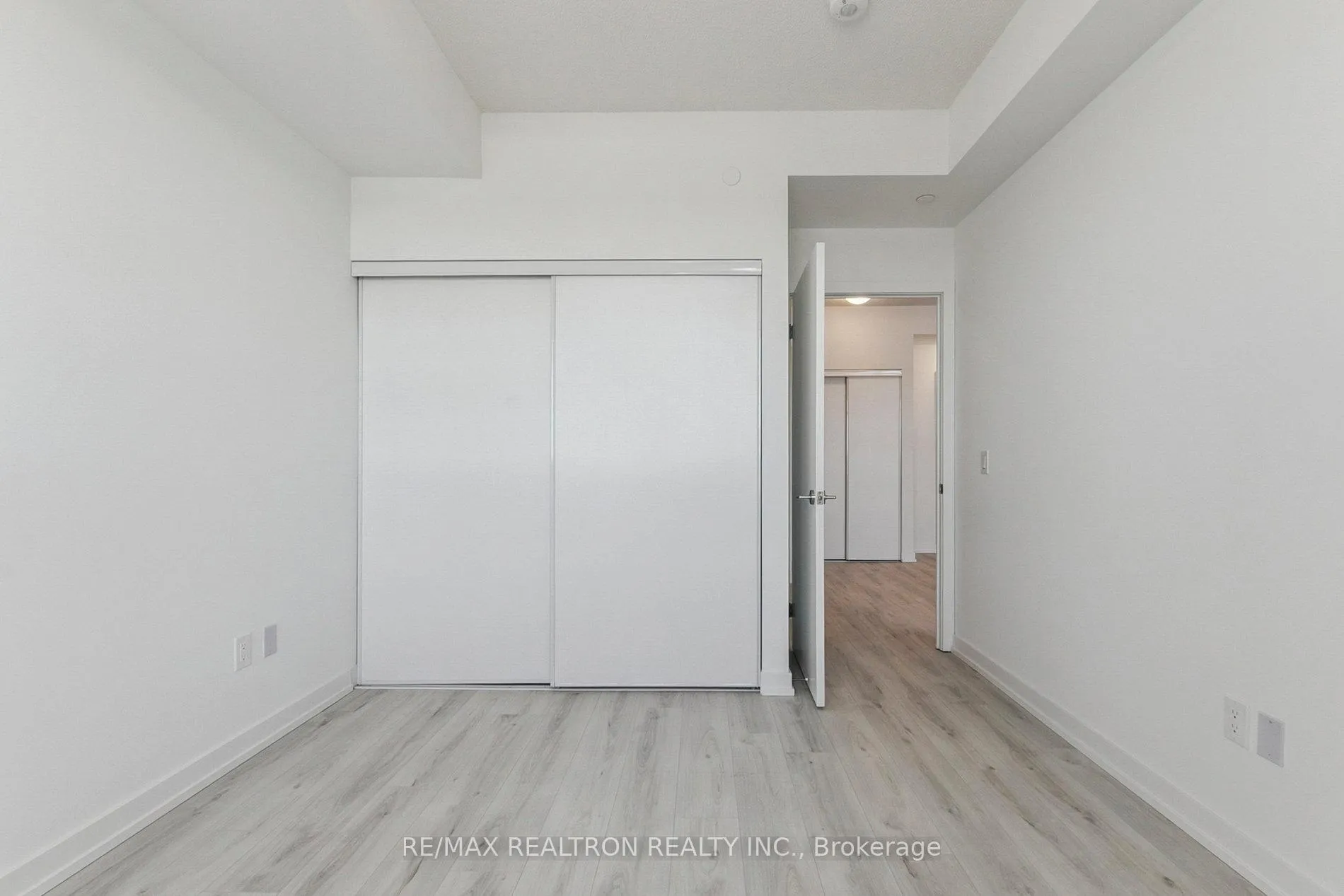 Photo 18 of Unit 1701, 1435 Celebration Drive, Pickering, Bay Ridges — HOMEH