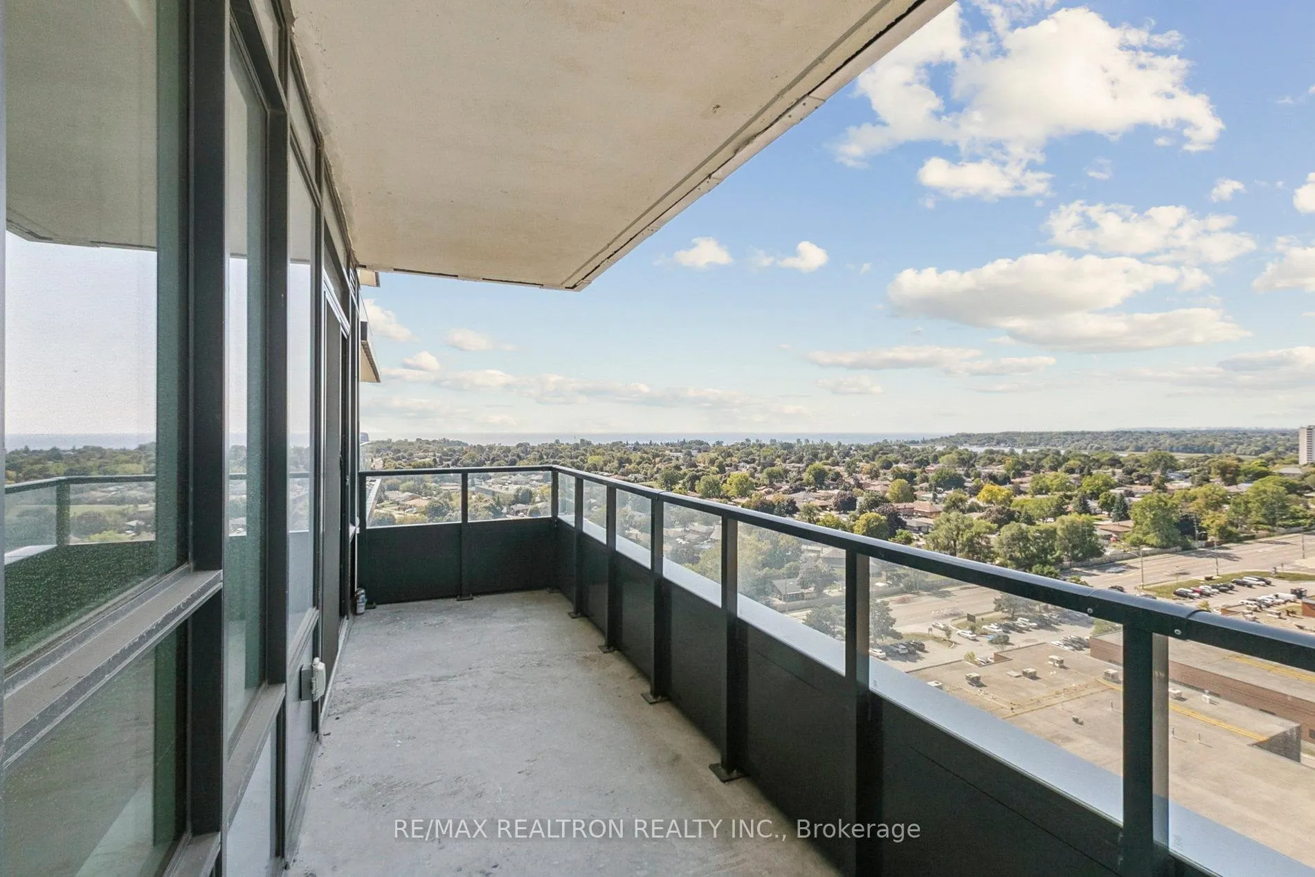 Photo 22 of Unit 1701, 1435 Celebration Drive, Pickering, Bay Ridges — HOMEH