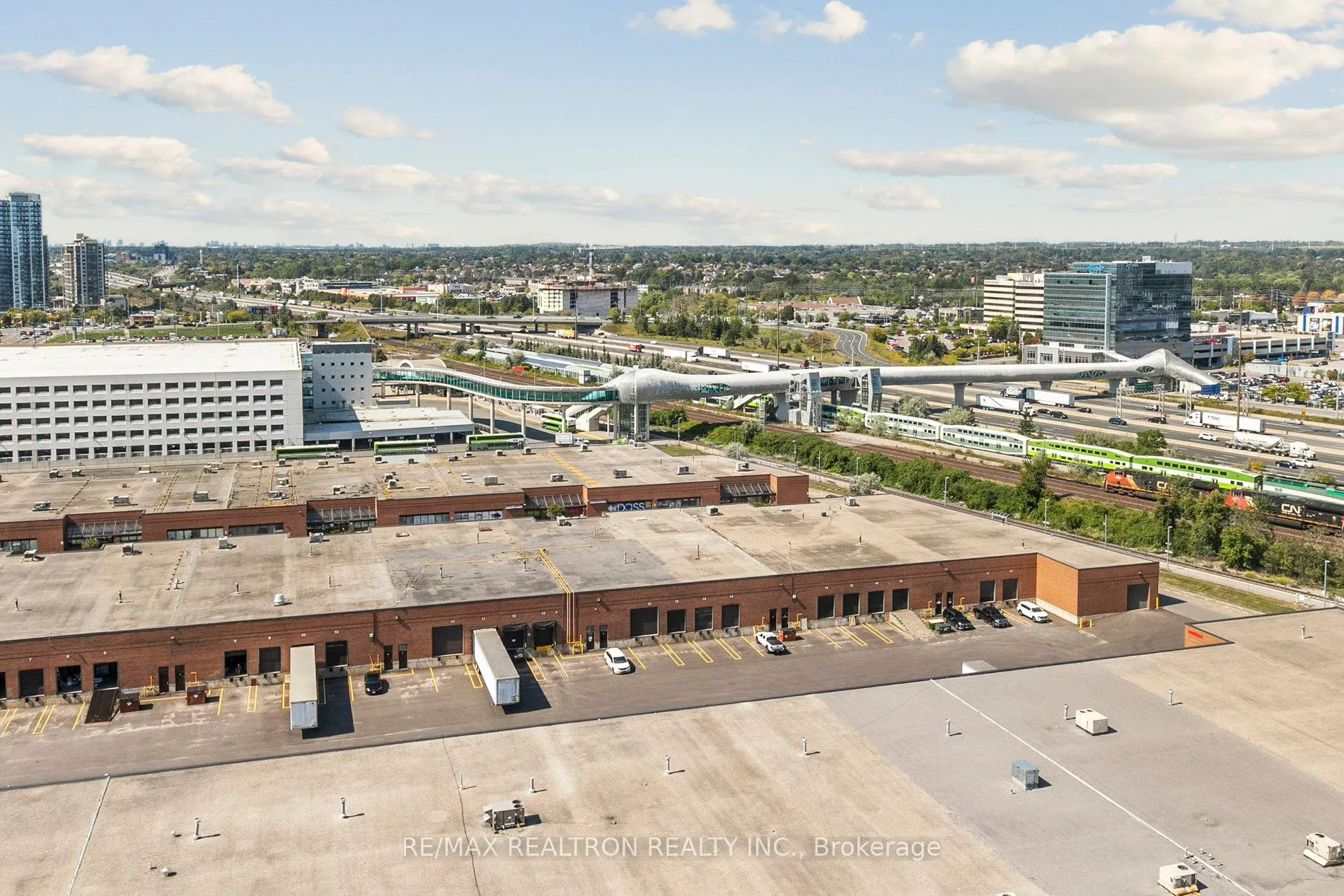 Photo 23 of Unit 1701, 1435 Celebration Drive, Pickering, Bay Ridges — HOMEH