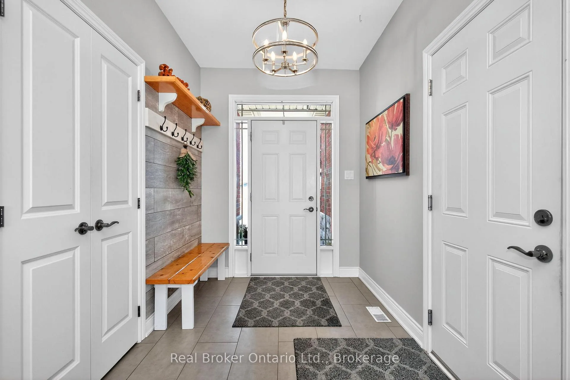 Photo 4 of 951 Stollar Place, Midland — HOMEH