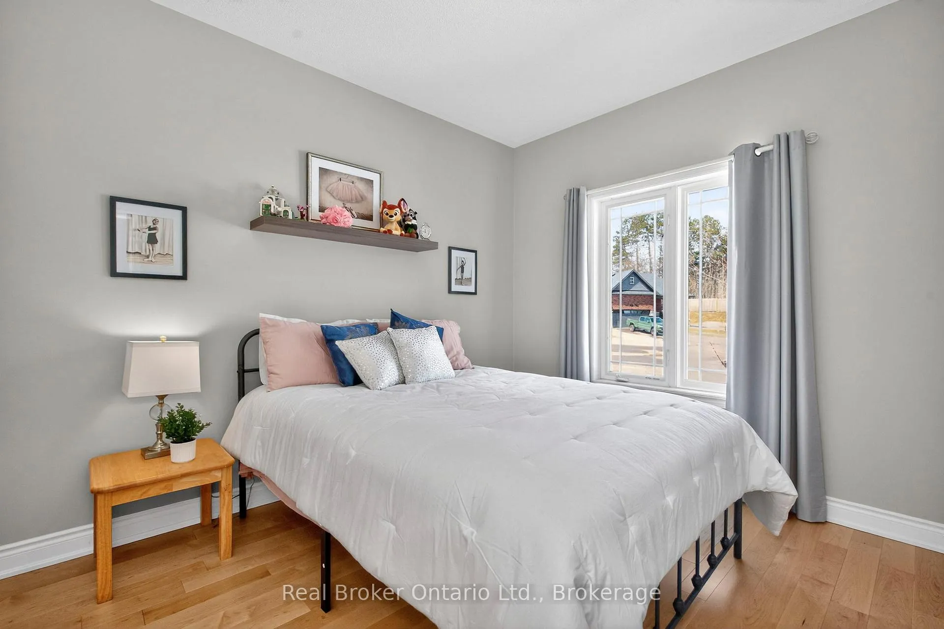 Photo 18 of 951 Stollar Place, Midland — HOMEH