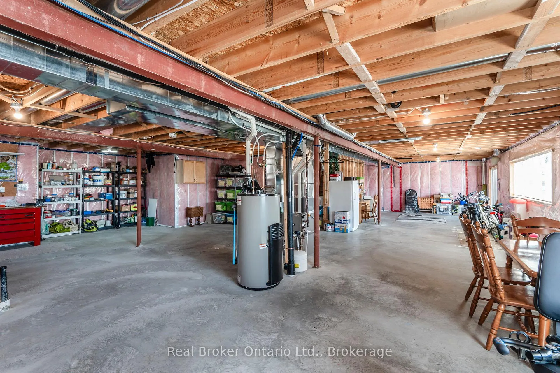 Photo 20 of 951 Stollar Place, Midland — HOMEH
