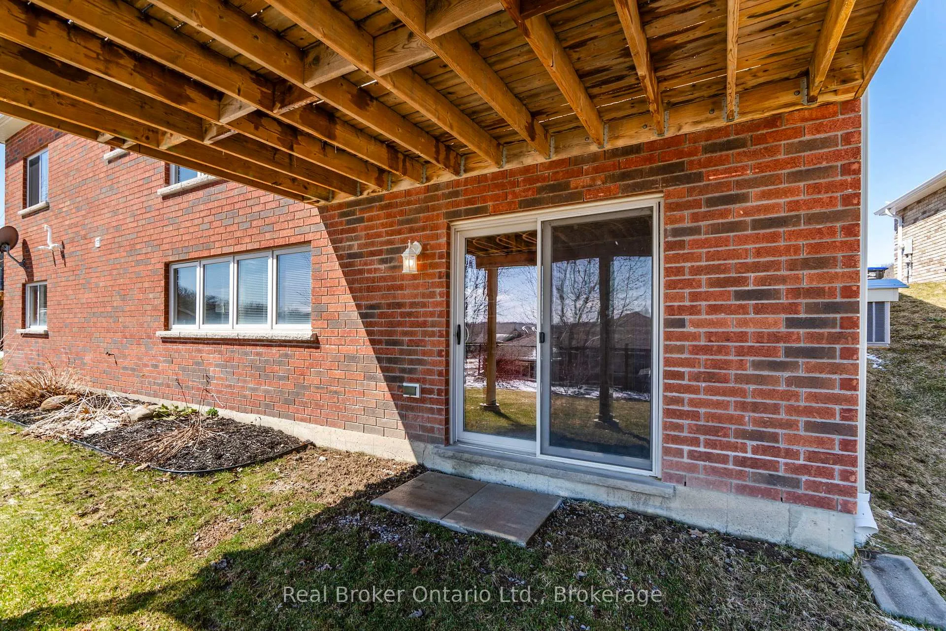 Photo 22 of 951 Stollar Place, Midland — HOMEH